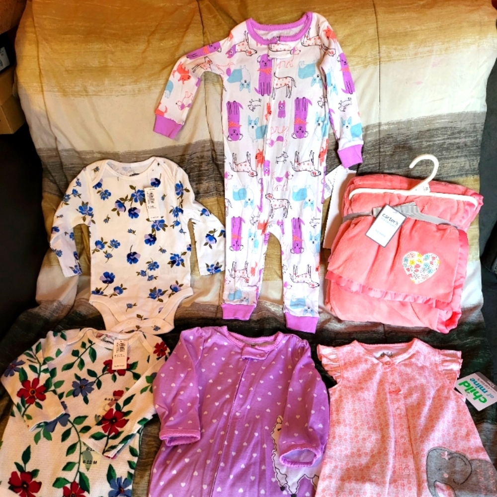 Infants oneies